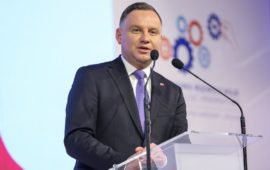 Prezydent A. Duda: kolej jest jedną ze strategicznych gałęzi polskiego przemysłu