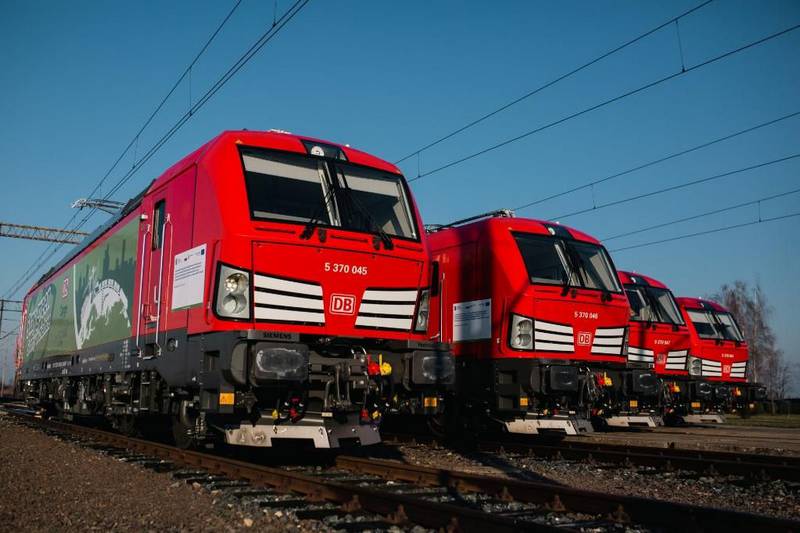 DB Cargo Polska odebrał cztery lokomotywy Vectron MS