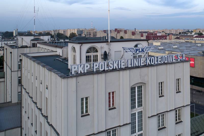 937 mln zł straty netto PKP PLK w 2023 r.