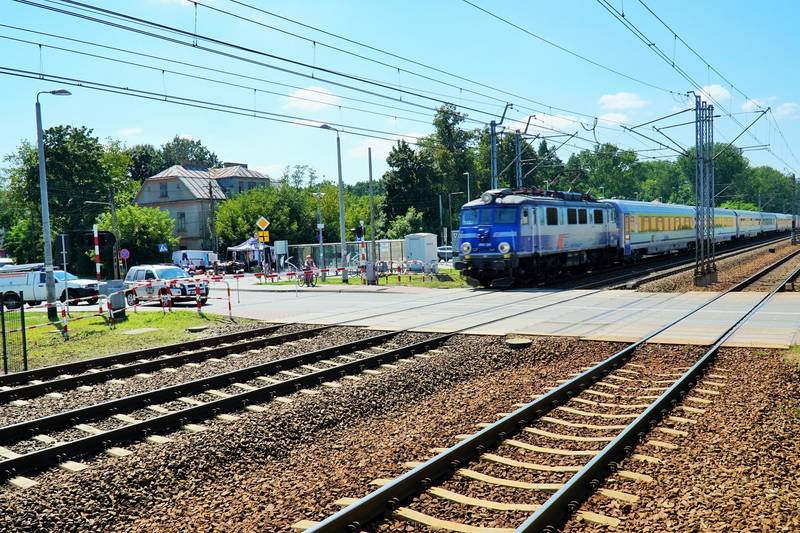 W Kobyłce powstanie nowy wiadukt kolejowy