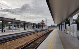 Trzy perony w Otwocku i dwutorowo do Pilawy