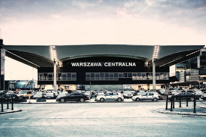 Dworzec Warszawa Centralna skończył 45 lat