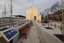 Dworzec Malczyce - mapa dotykowa, podjazd, miejsca parkingowe, ścieżki prowadzące