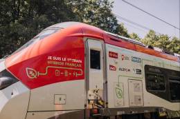 Hybride_SNCF-Voyageurs_Alstom-4