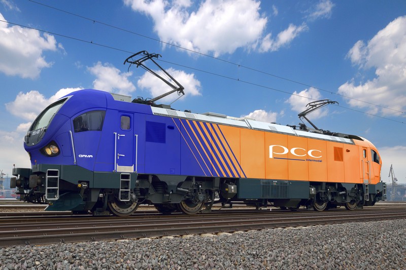 Pesa Bydgoszcz dostarczy trzy lokomotywy dla PCC Intermodal