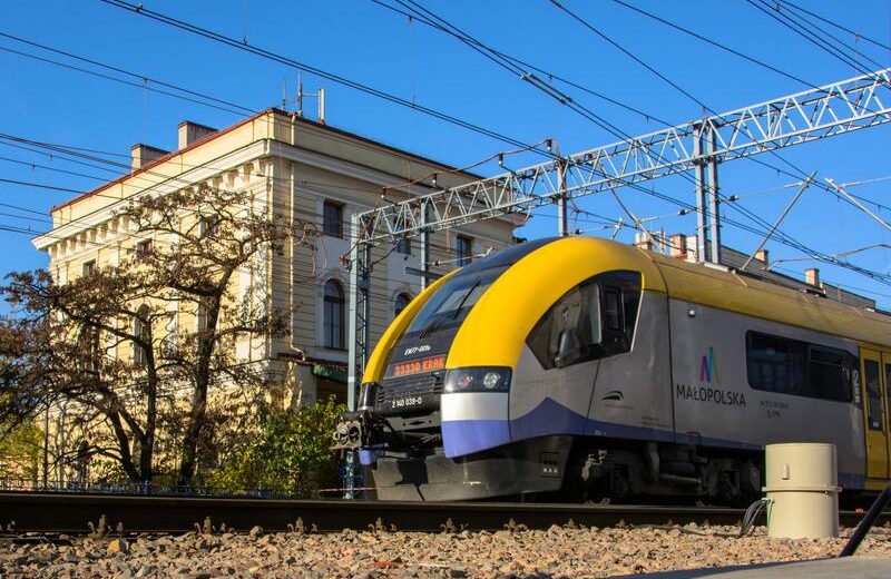 Koleje Małopolskie mogą uruchomić weekendowe połączenia z Krakowa do Medyki i Stalowej Woli
