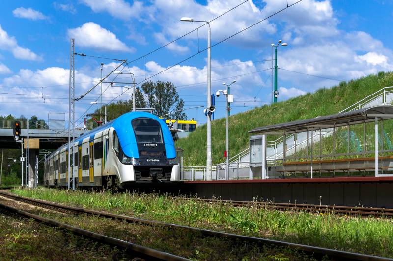 Koleje Śląskie przedłużyły ofertę Metro do końca roku