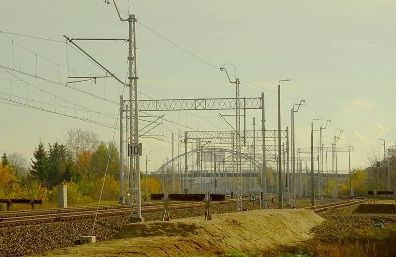 Zakończenie prac na odcinku Sochaczew – Swarzędz planowane jest do końca 2022 r.