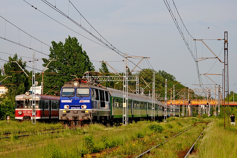 W lipcu koleją podróżowało 19 mln pasażerów
