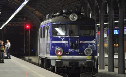 PKP Intercity chce sprzedać 10 lokomotyw serii EU07