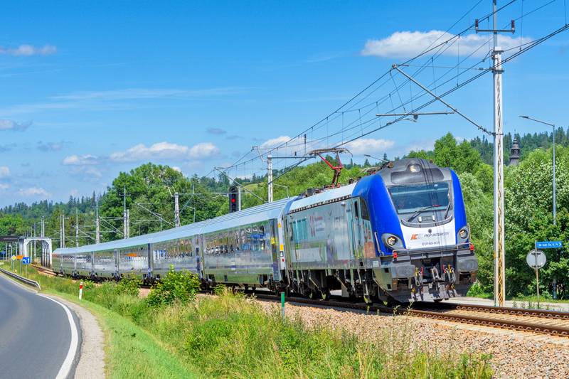 PKP Intercity wzmocni swoje pociągi na długi weekend