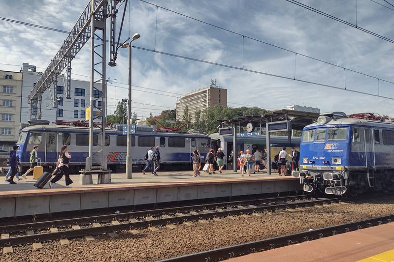 Partnerzy PKP Intercity sprzedali już 10 mln biletów na pociągi przewoźnika