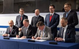 PKP Intercity podpisało umowę na modernizację 90 wagonów