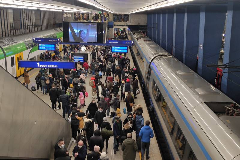 21,4 mln przewiezionych pasażerów w styczniu 2022 r.