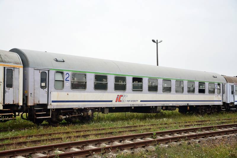 PKP Intercity chce sprzedać 52 wagony