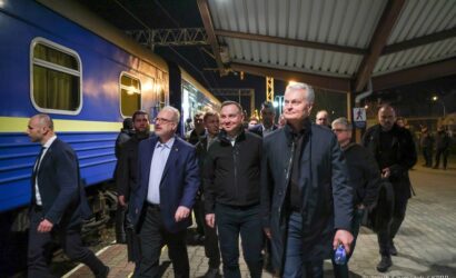 Prezydenci Polski, Estonii, Litwy i Łotwy pojechali do Kijowa