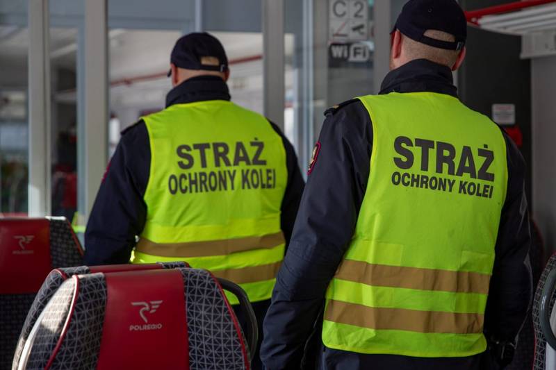 Kraków: 41-latek zaatakował kierownika pociągu