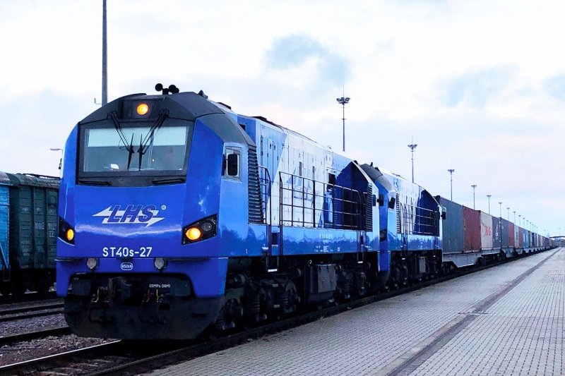 Pierwszy pociąg z Chin, który wjechał do Polski szerokim torem LHS bez przeładunku na granicy