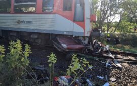 Węgry: 7 osób zginęło po zderzeniu z pociągiem