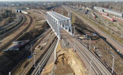 Nowy wiadukt na Warszawie Zachodniej połączy linie radomską i obwodową