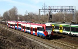 Mazowsze przeznaczy 469 mln zł na przewozy kolejowe